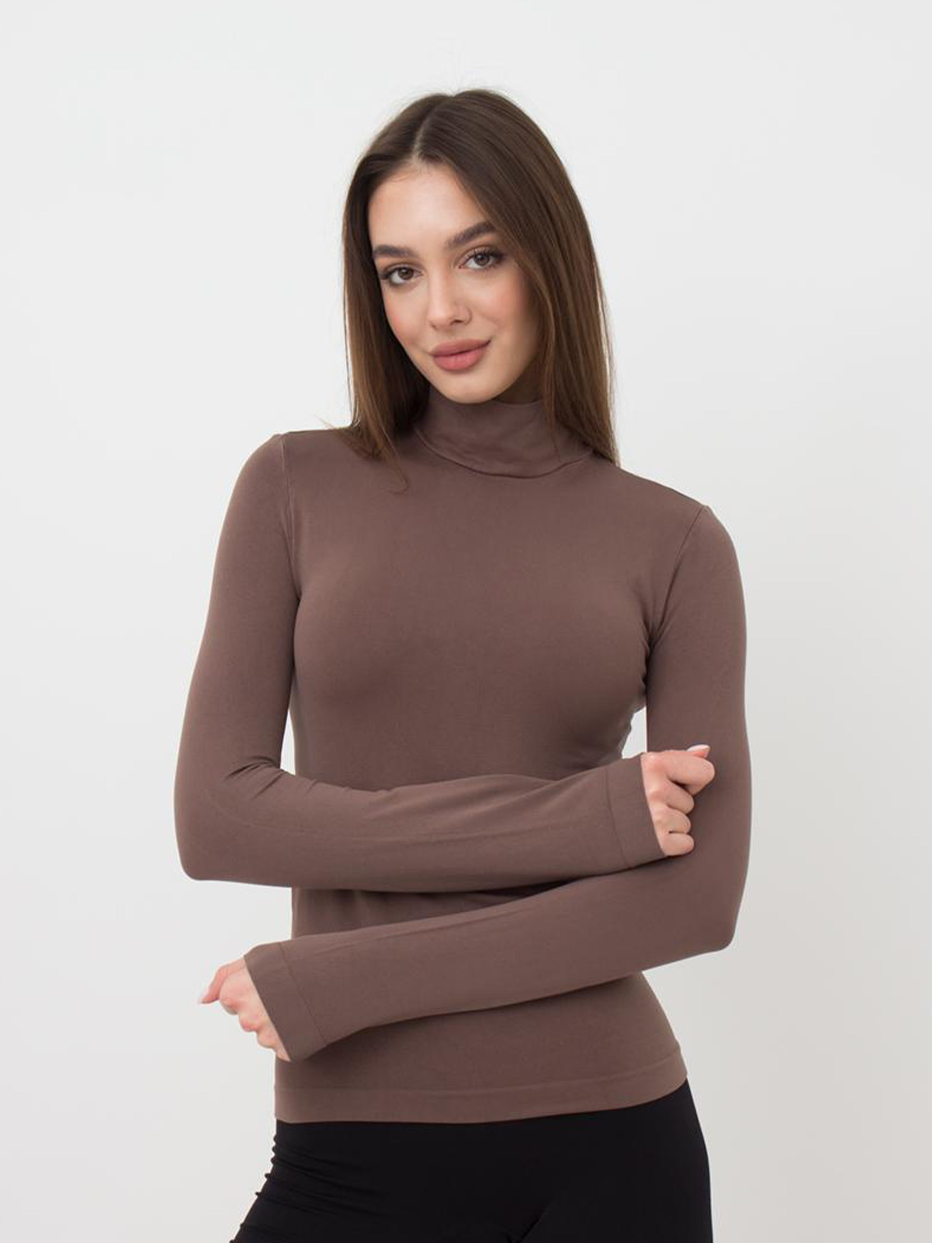 Seamless Turtleneck Long Sleeve Top in Brown