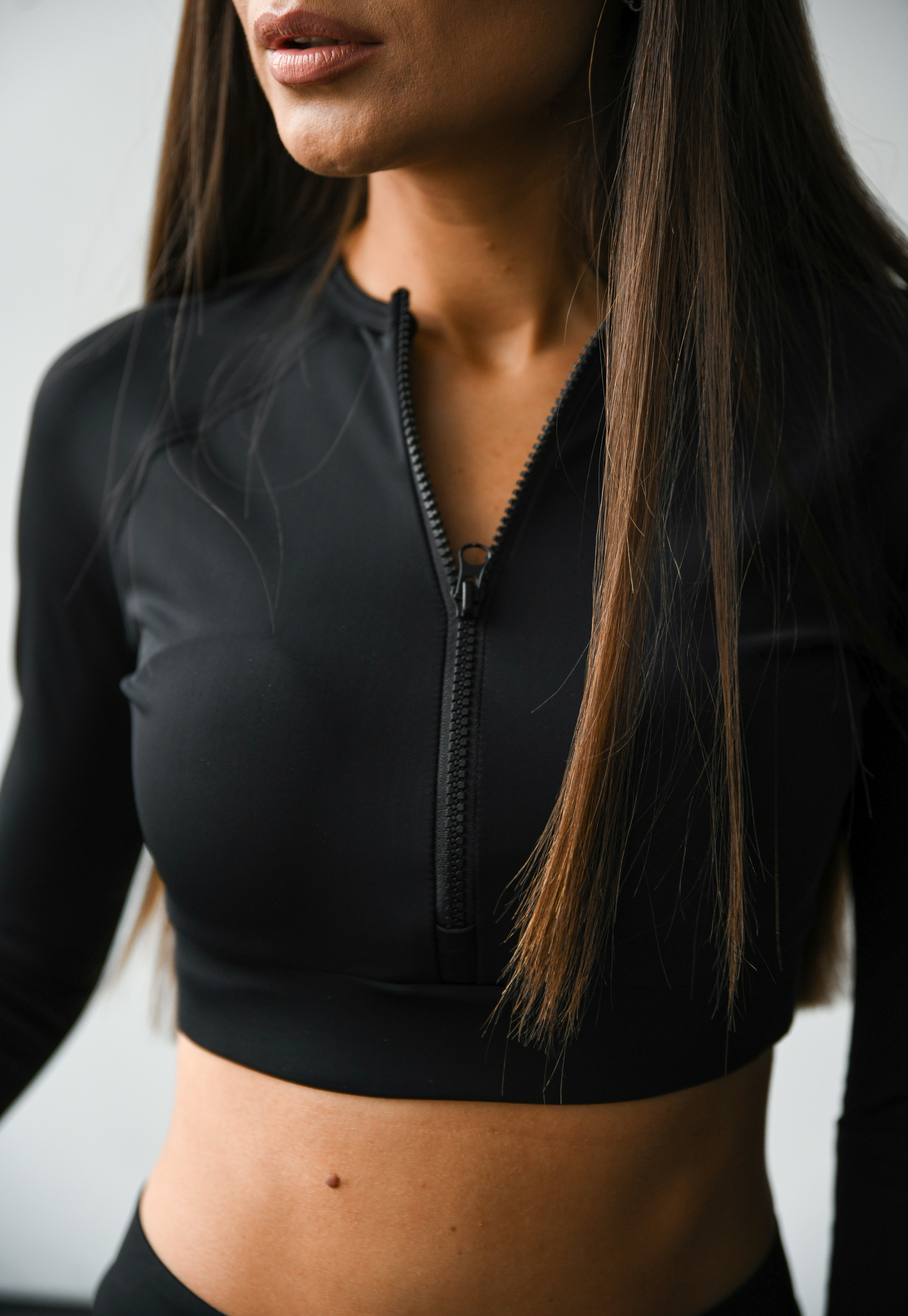 Galaxy Zip Raglan Long Sleeve Cropped Top in Black