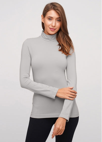 Seamless Turtleneck Long Sleeve Top in Gray