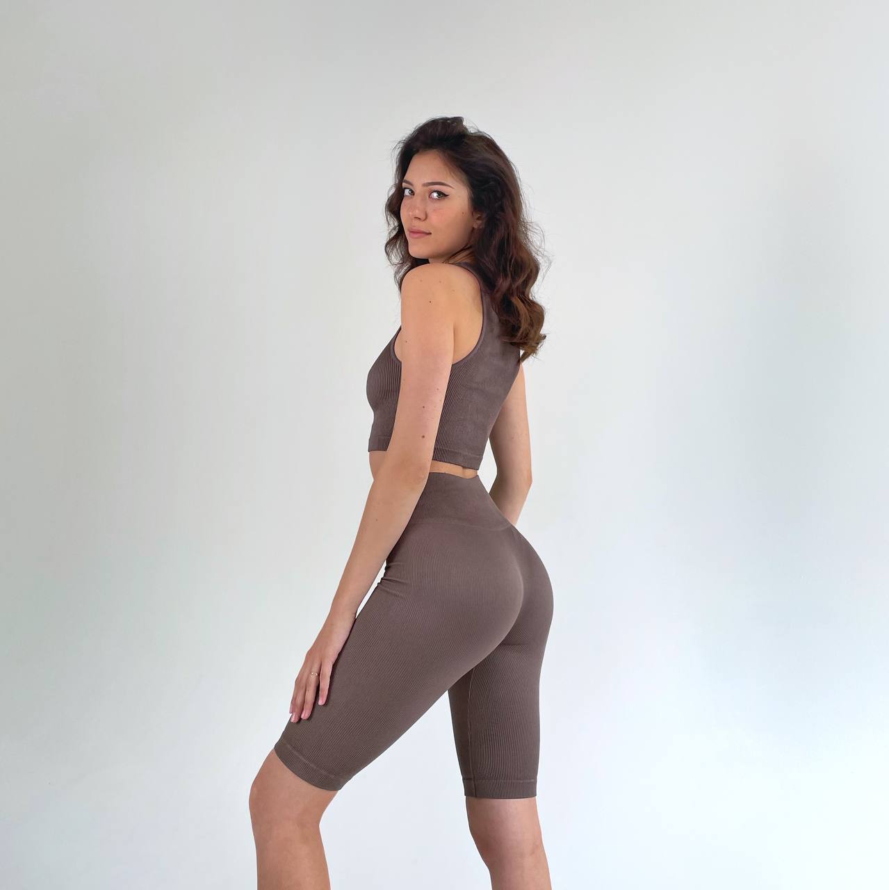 Seamless Ribbed One Size Bike Shorts in Brown