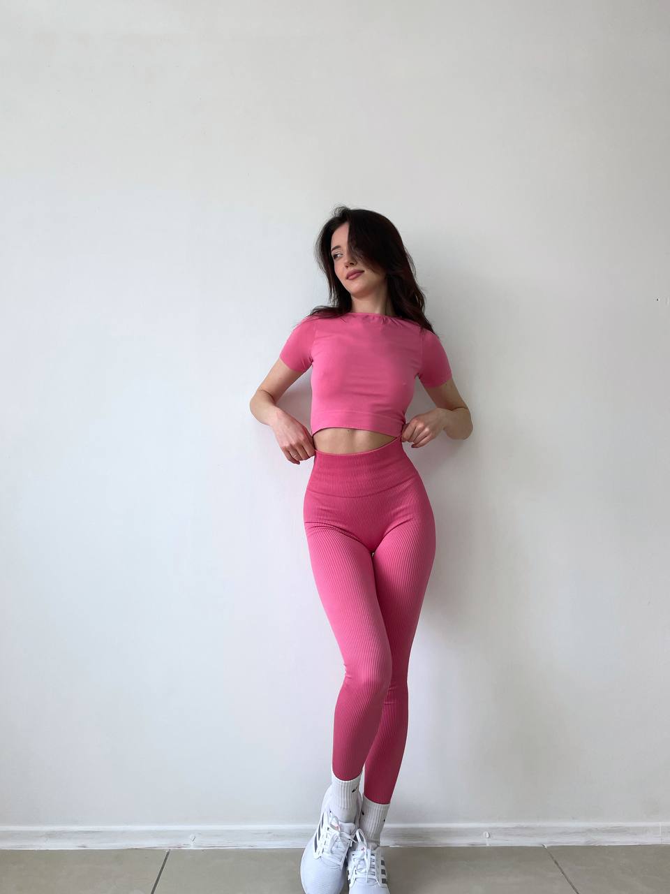 Seamless Cropped Short Sleeve Top in Bubblegum