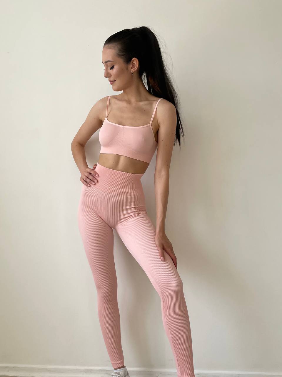 Seamless Ribbed Scrunch Leggings in Baby Pink