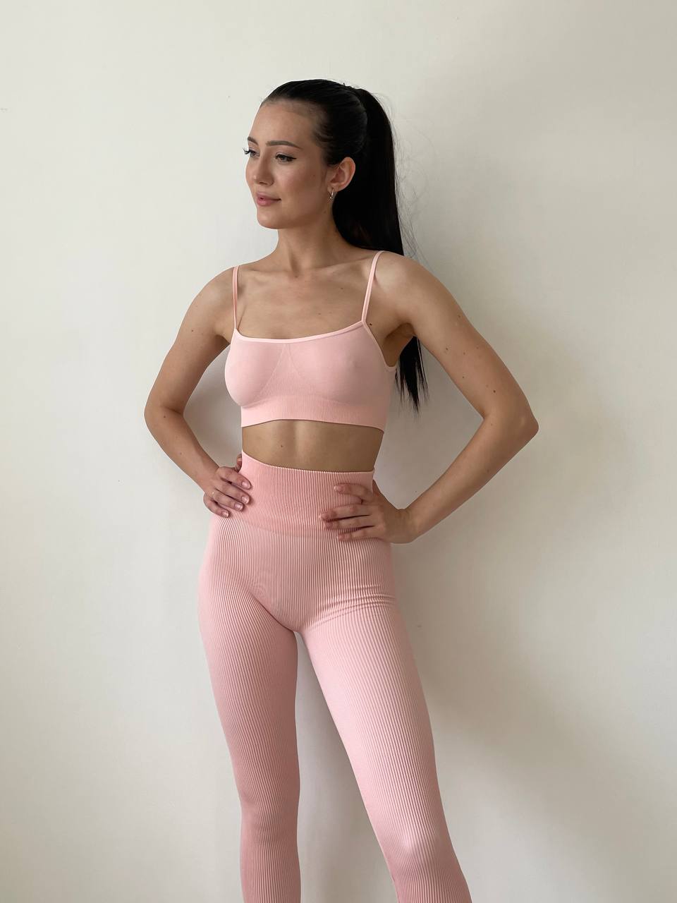 Seamless Ribbed Scrunch Leggings in Baby Pink