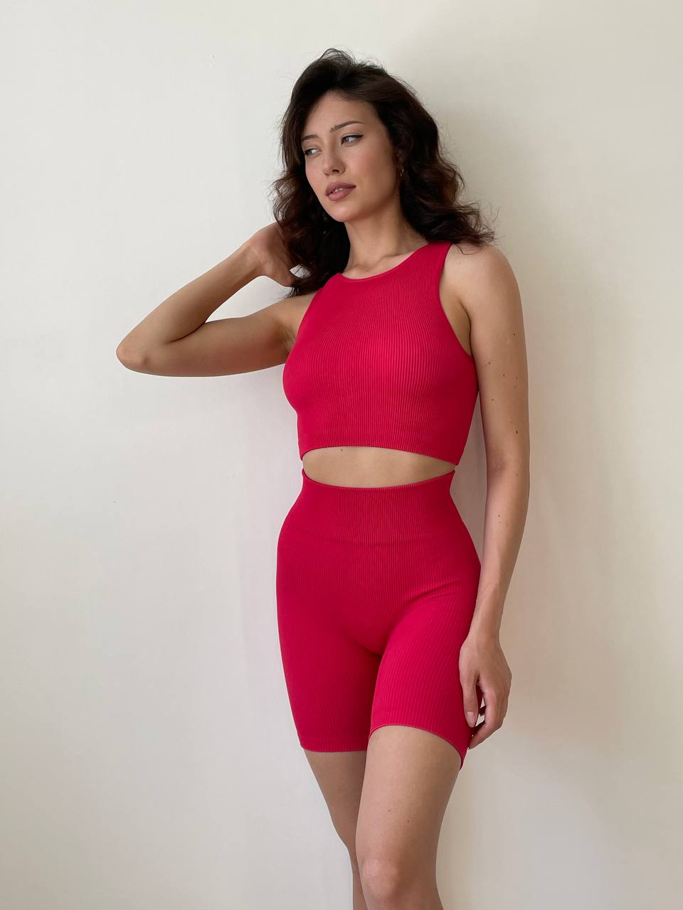 Seamless Ribbed Mid Thigh Bike Shorts in Raspberry