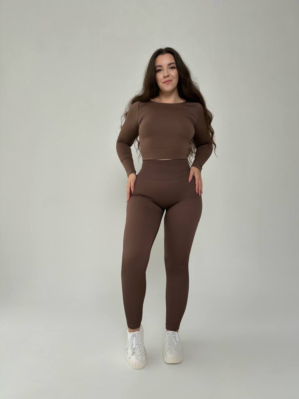 Seamless Cropped Long Sleeve Top in Brown