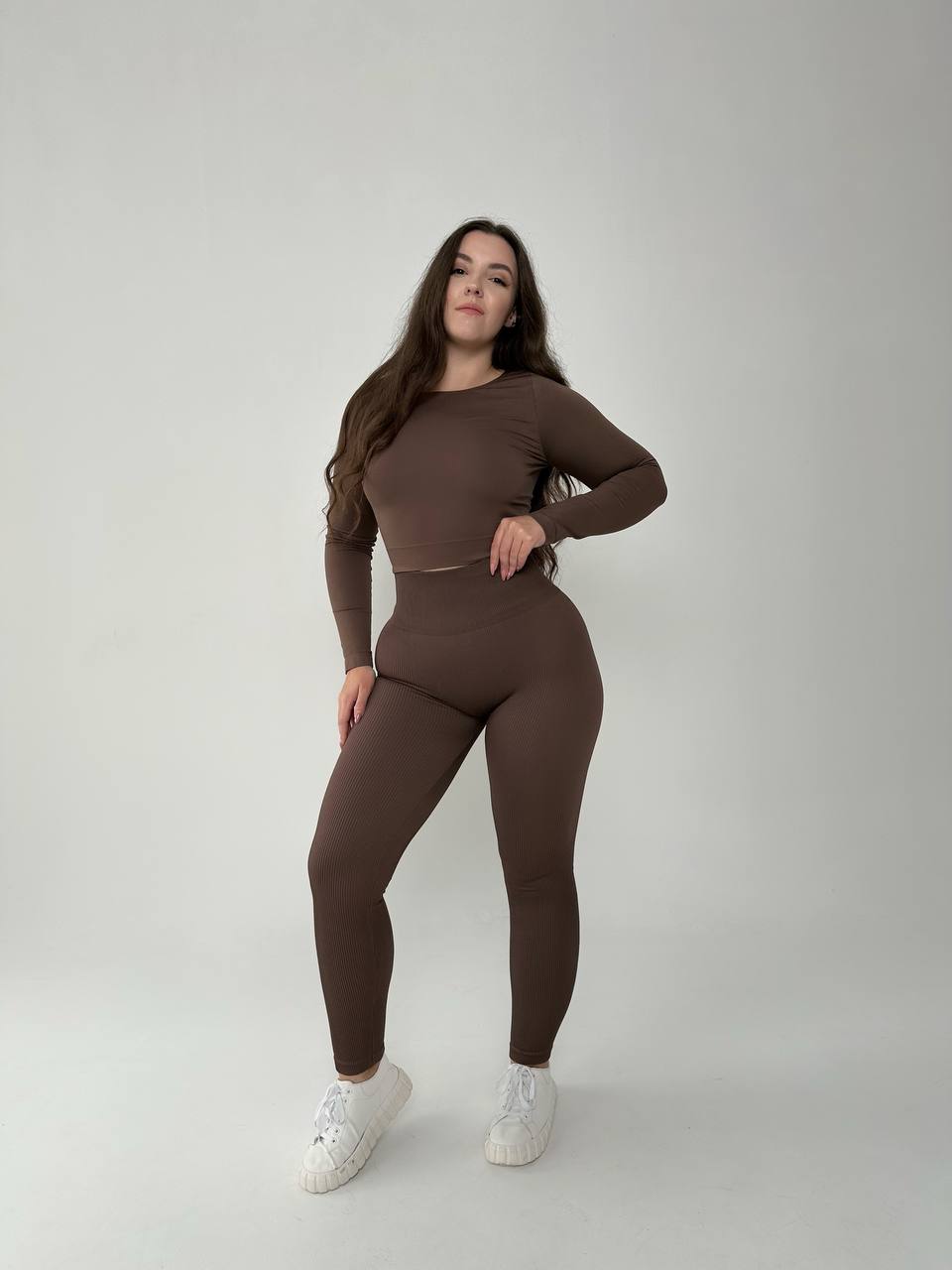 Seamless Cropped Long Sleeve Top in Brown